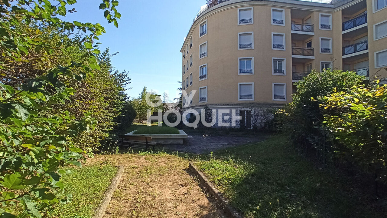 appartement 2 pièces 38 m2 à vendre à Décines-Charpieu (69150)