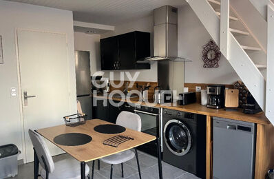 location maison 809 € CC /mois à proximité de Le Tourne (33550)