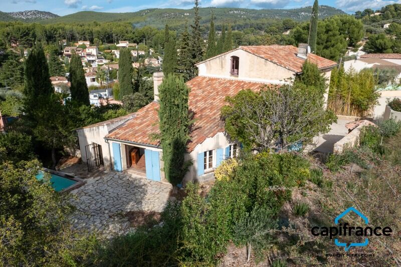 Villa / Maison 12 pièces  à vendre Sanary-sur-Mer 83110