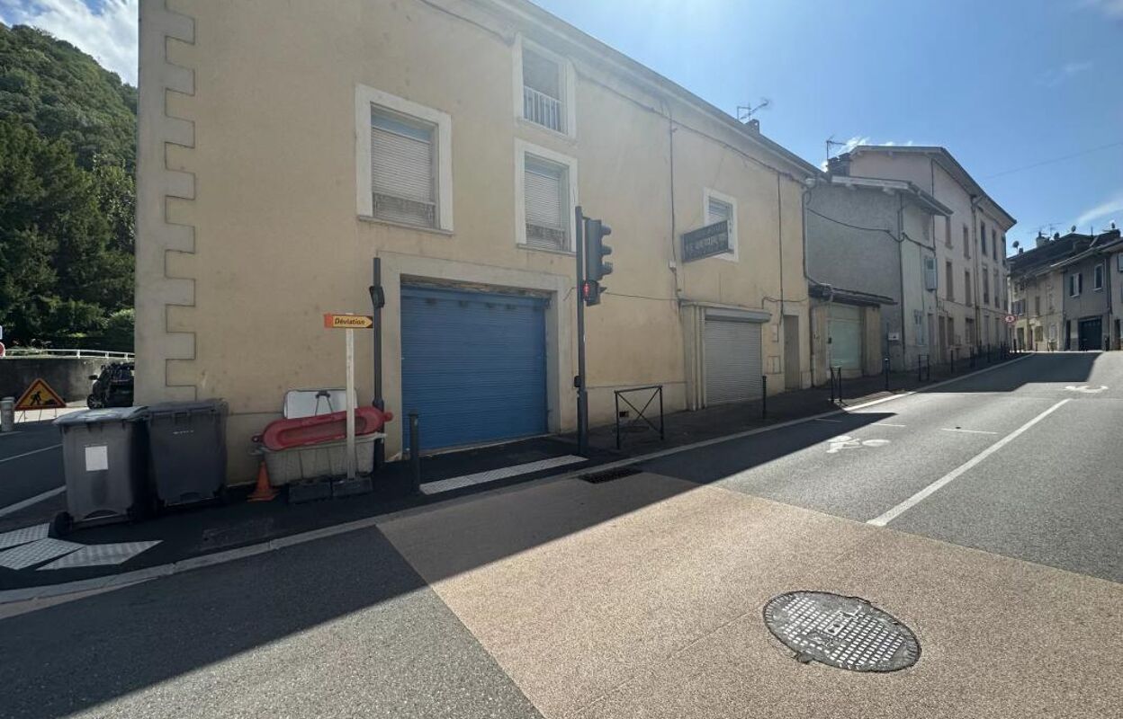 immeuble  pièces 400 m2 à vendre à Domène (38420)