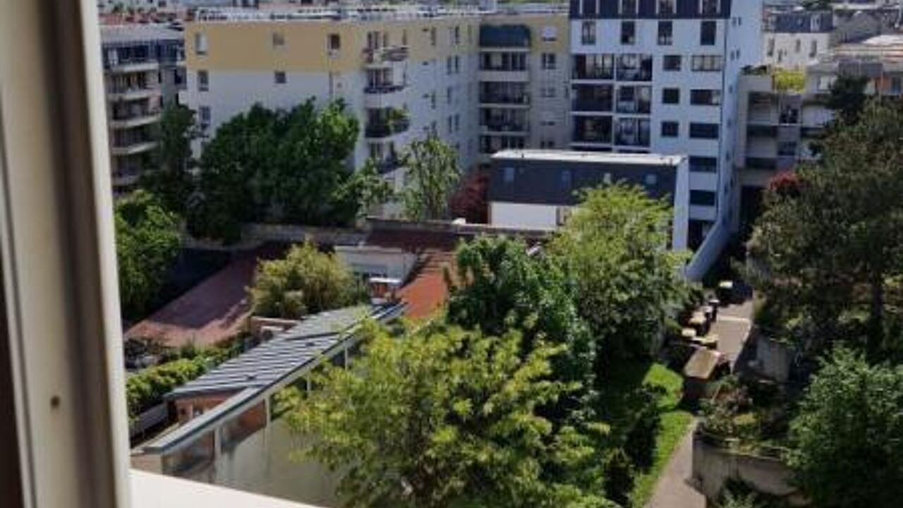 appartement 3 pièces 56 m2 à louer à Le Kremlin-Bicêtre (94270)