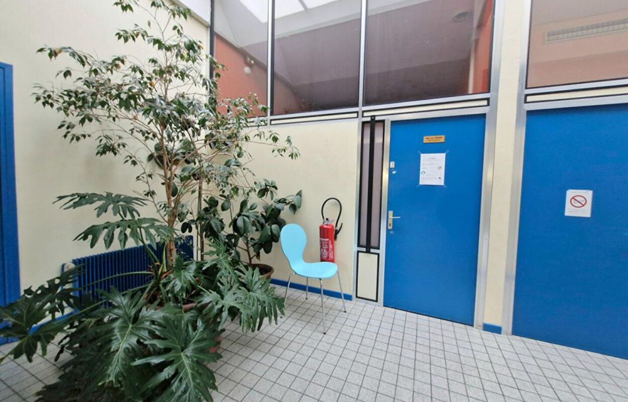 commerce  pièces 28 m2 à vendre à Mons-en-Barœul (59370)