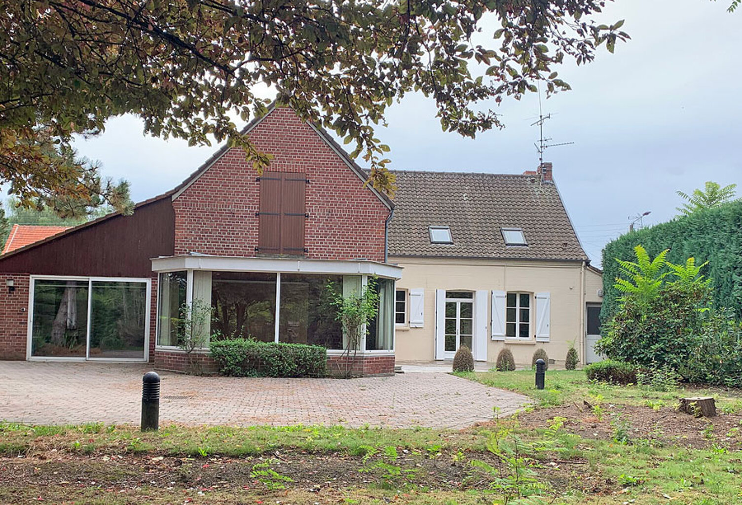 Beau volume pour cette maison rénovée par architecte + terra — photo 1