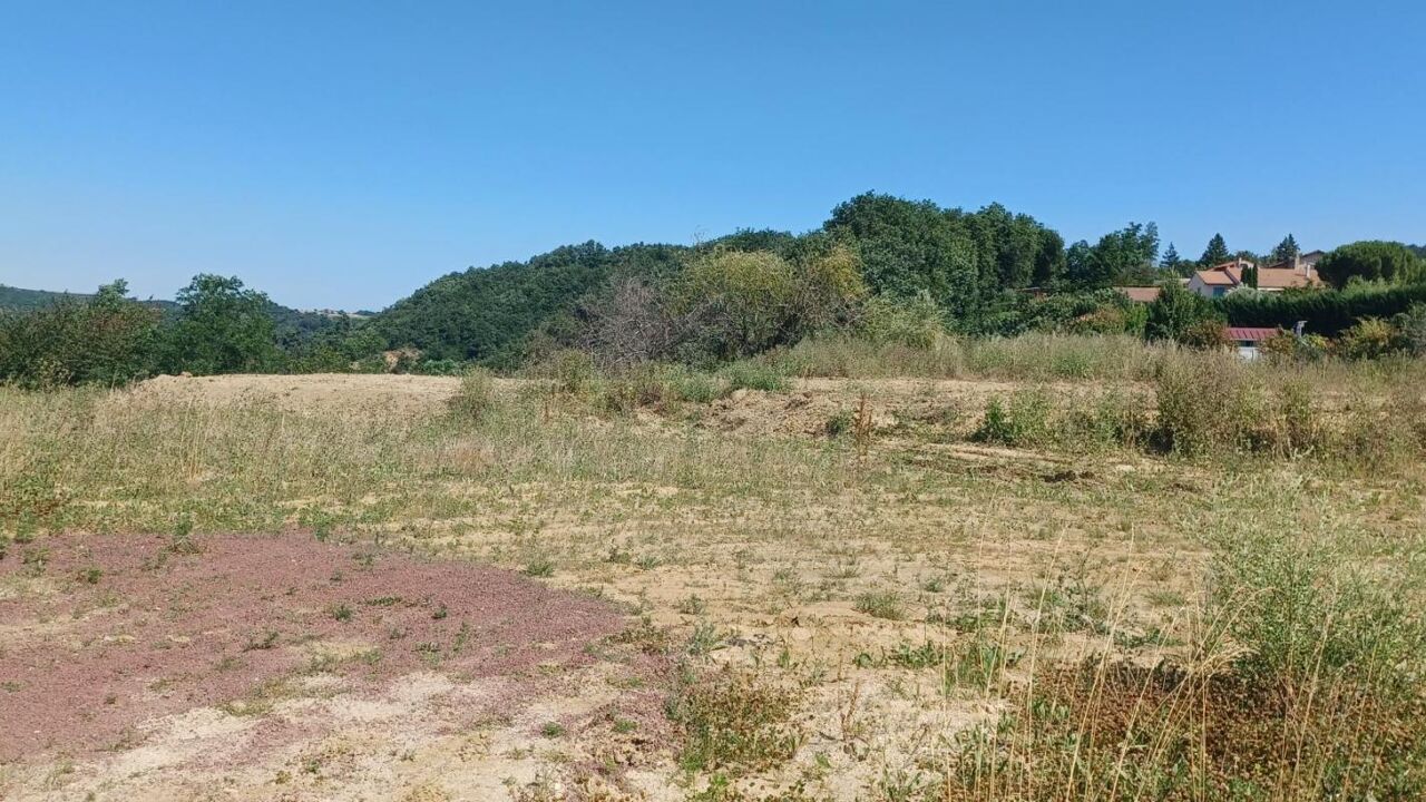 terrain 909 m2 à construire à Saint-Donat-sur-l'Herbasse (26260)