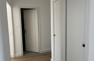 location appartement 864 € CC /mois à proximité de Arles (13200)