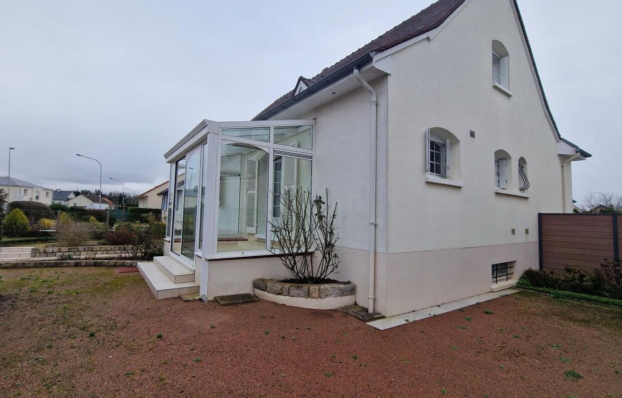 maison 5 pièces 130 m2 à vendre à Fleury-les-Aubrais (45400)