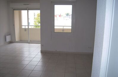 location appartement 542 € CC /mois à proximité de Bellegarde (30127)