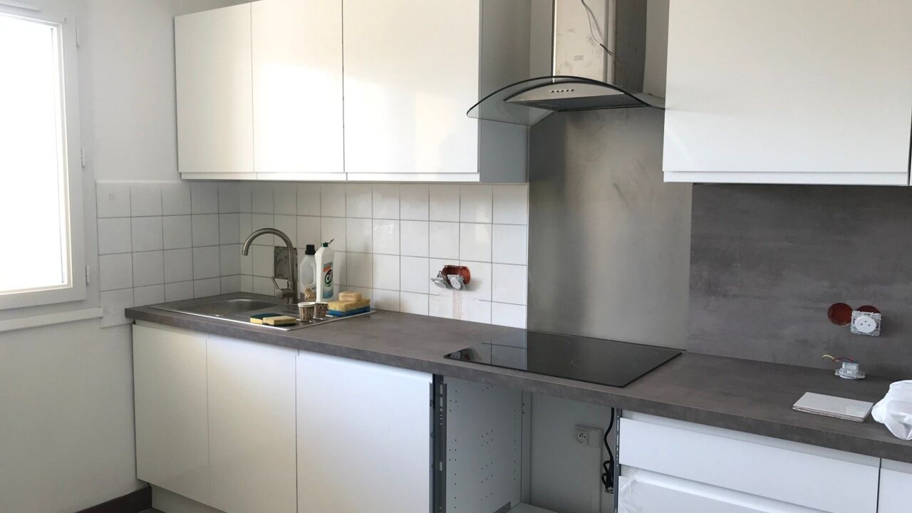 appartement 3 pièces 65 m2 à louer à Bourg-Lès-Valence (26500)