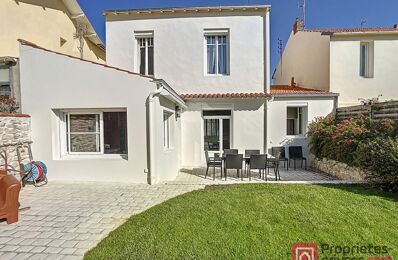 vente maison 850 000 € à proximité de Saint-Rogatien (17220)