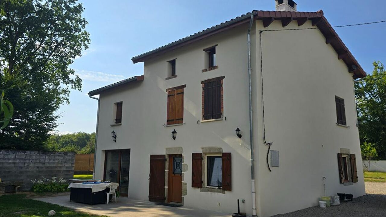 maison 6 pièces 120 m2 à vendre à Orléat (63190)