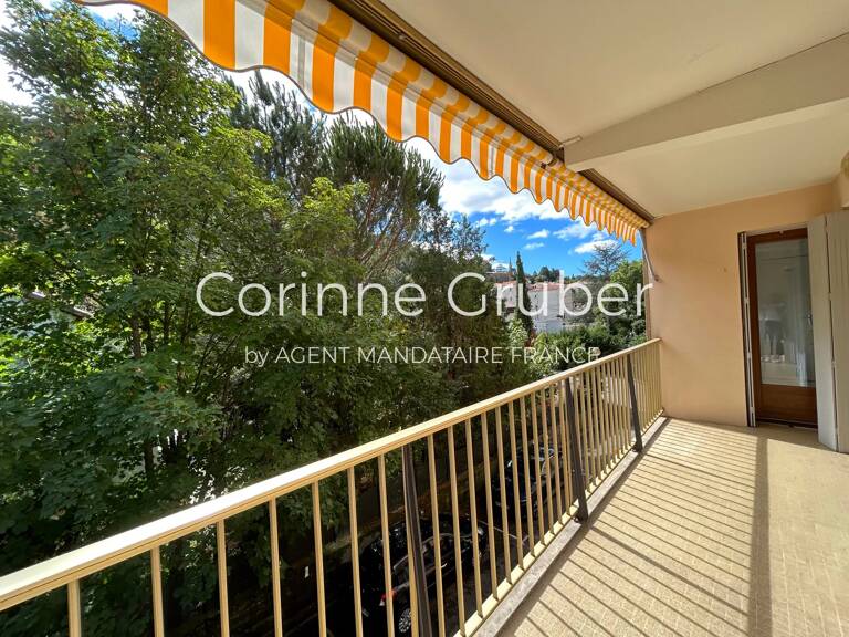 Digne Centre Spacieux Type 5 avec terrasse — photo 1