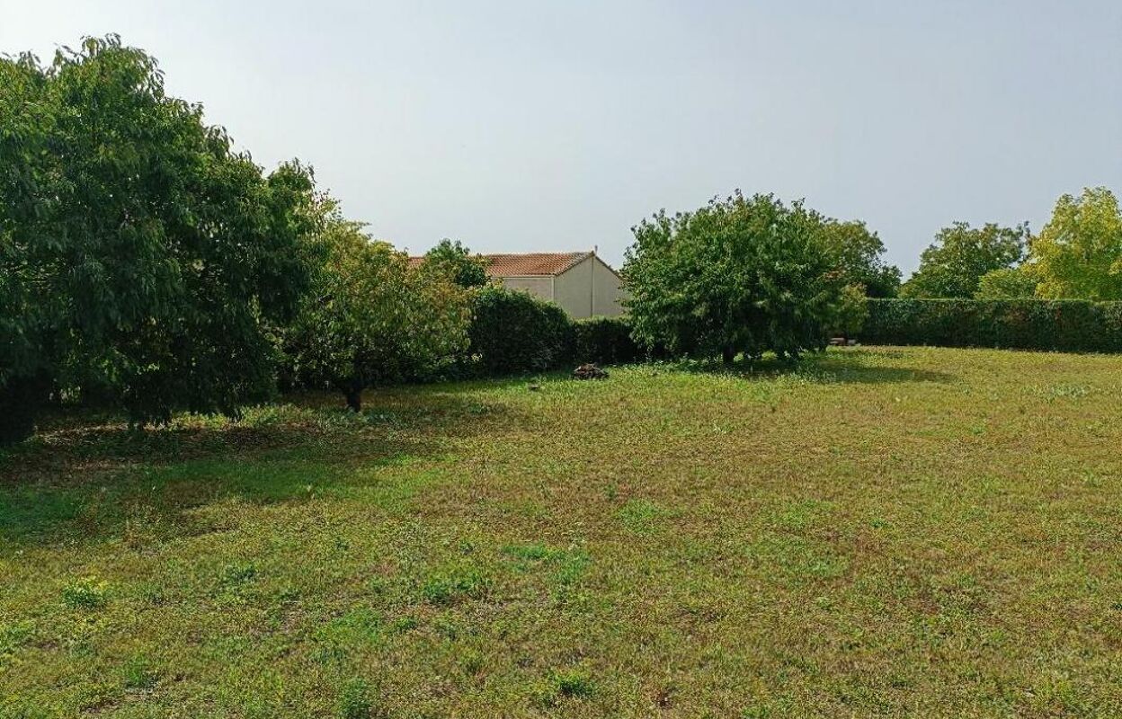 terrain  pièces 688 m2 à vendre à Niort (79000)