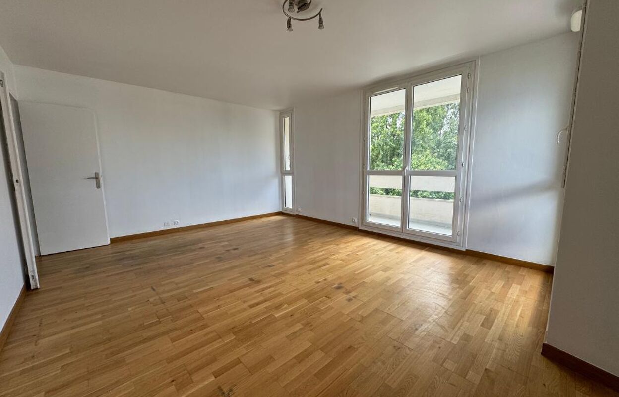 appartement 3 pièces 68 m2 à vendre à Élancourt (78990)