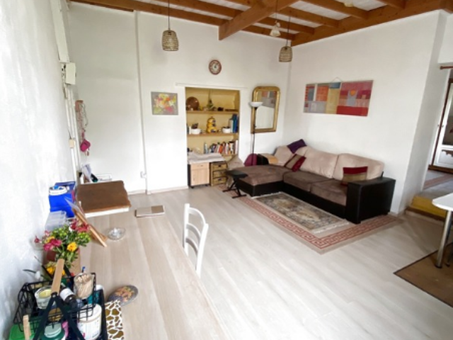 lodeve centre, appartement 95 m2 duplex, bien situé, 3 chamb — photo du bien