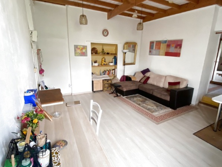 lodeve centre, appartement 95 m2 duplex, bien situé, 3 chamb — photo 1