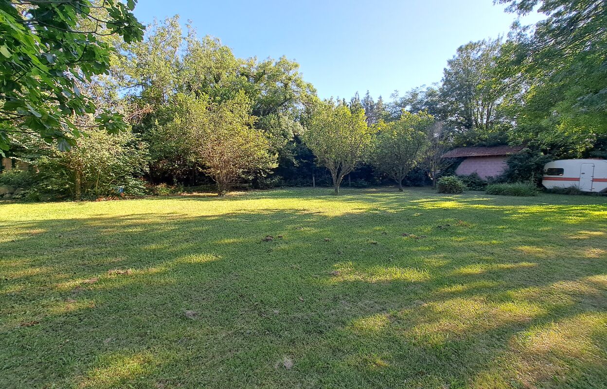 terrain  pièces 500 m2 à vendre à Eyguières (13430)