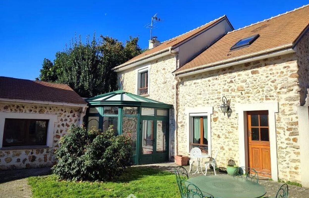 maison 5 pièces 130 m2 à vendre à Lisses (91090)