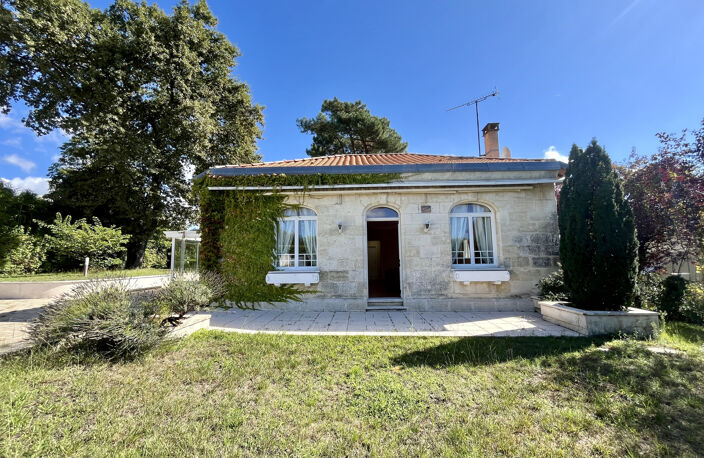 CADAUJAC - MAISON EN PIERRE DE PLAIN PIED AVEC PISCINE — photo 2