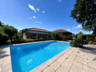 CADAUJAC - MAISON EN PIERRE DE PLAIN PIED AVEC PISCINE — photo 3