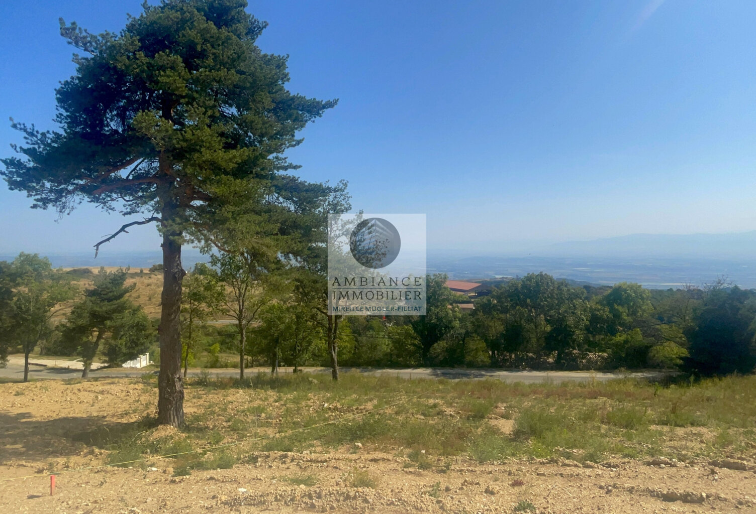 Terrain 814m2 avec superbe vue — photo 1
