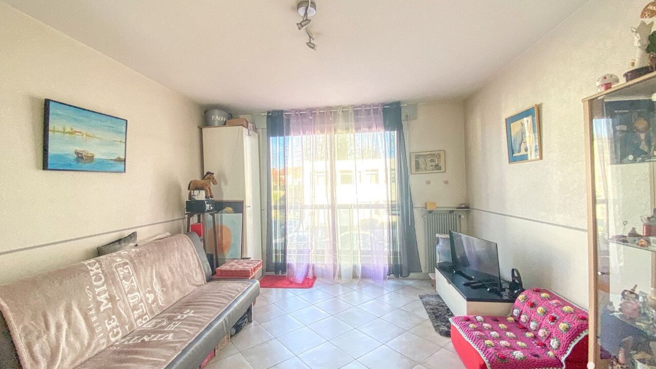 appartement 2 pièces 45 m2 à vendre à Corbeil-Essonnes (91100)