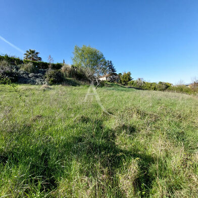 Terrain 1252 m²