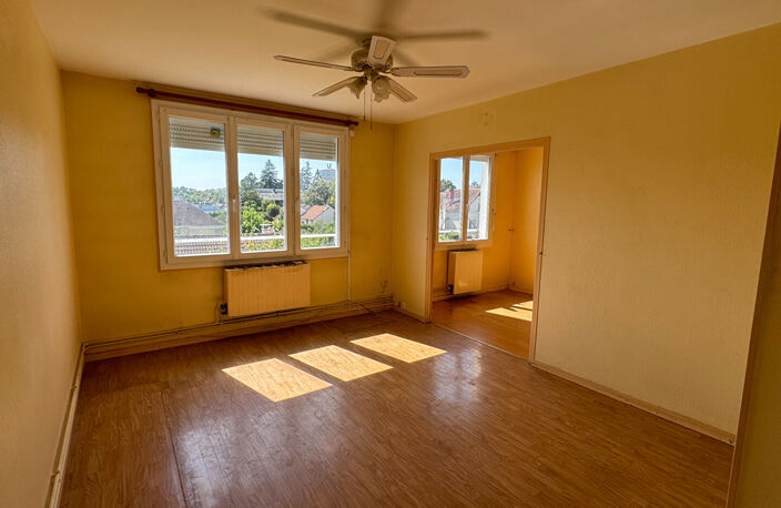 Appartement Bourges 4 pièce(s) 63 m2 — photo 2