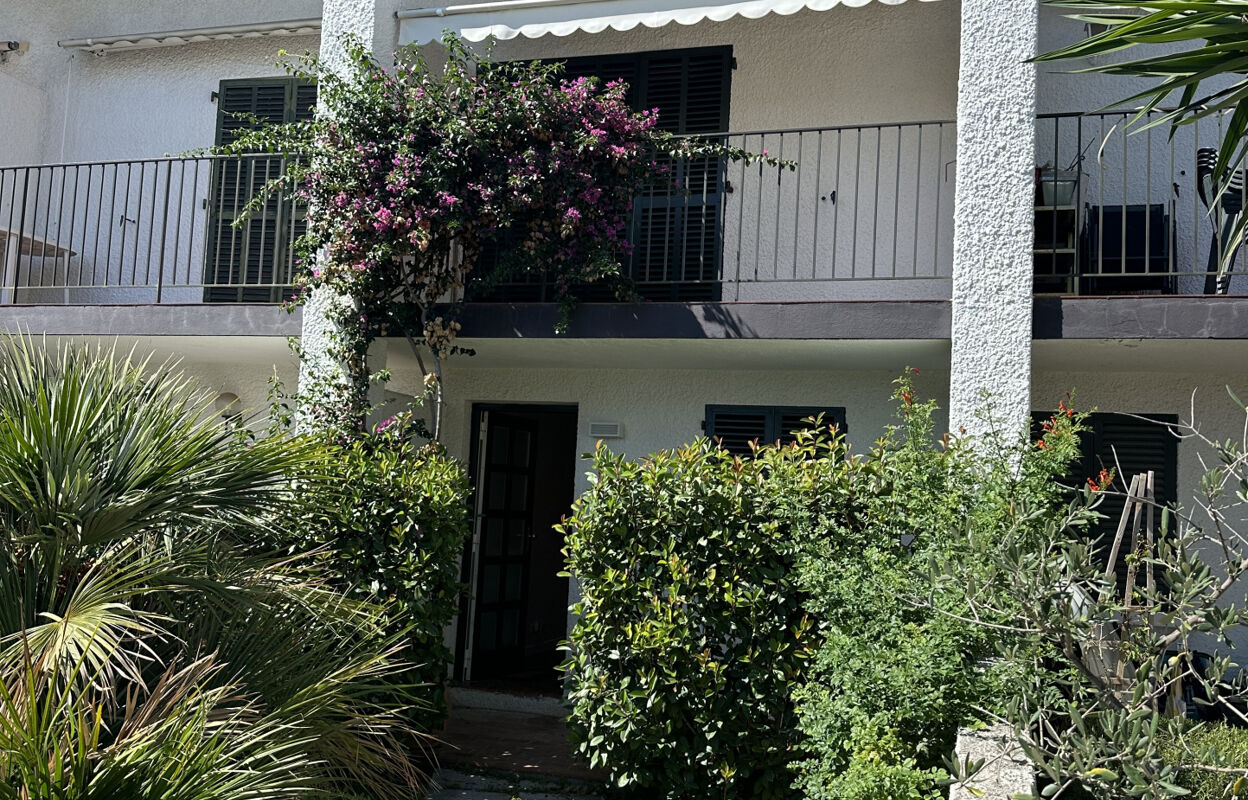 maison 4 pièces 111 m2 à vendre à Cagnes-sur-Mer (06800)