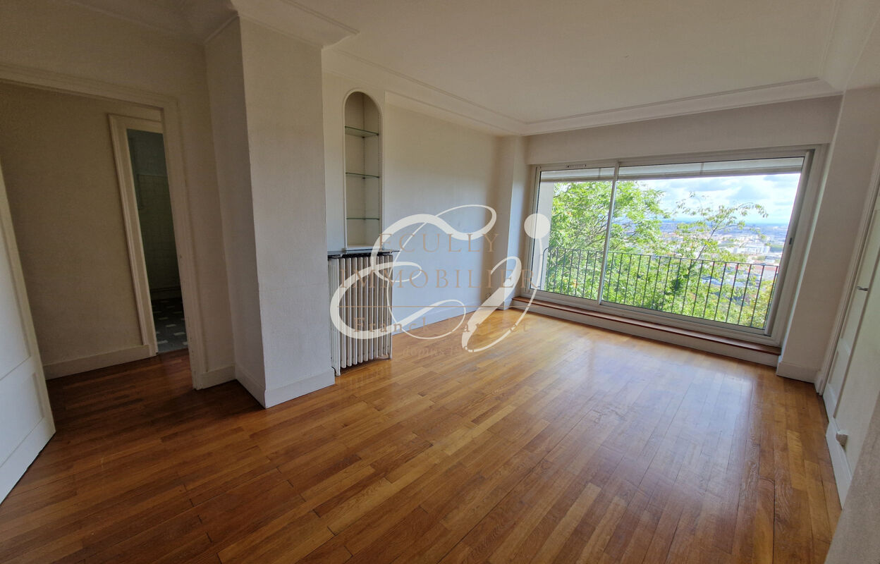 appartement 7 pièces 179 m2 à louer à Sainte-Foy-Lès-Lyon (69110)