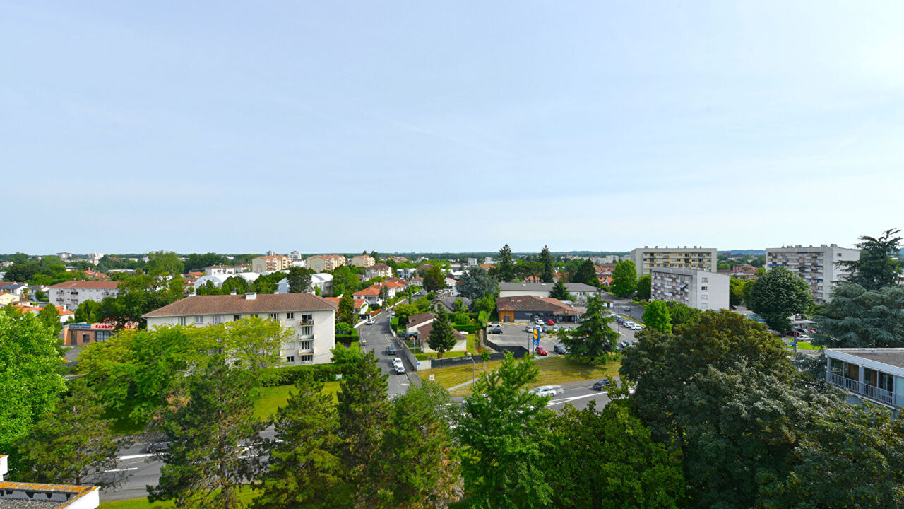 appartement 2 pièces 59 m2 à vendre à Pau (64000)