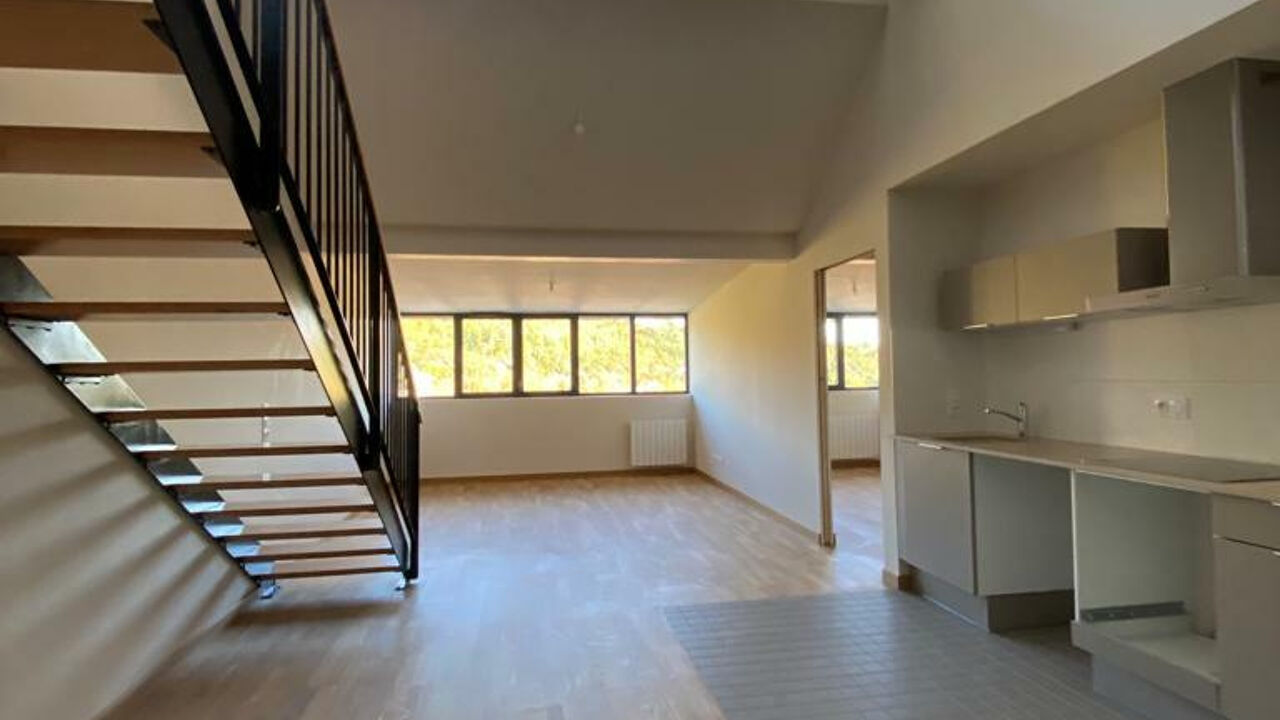 appartement 3 pièces 84 m2 à louer à Poitiers (86000)