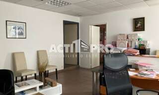 Commerce  57 m² à louer à Saint-Paul-de-Fenouillet (66220)