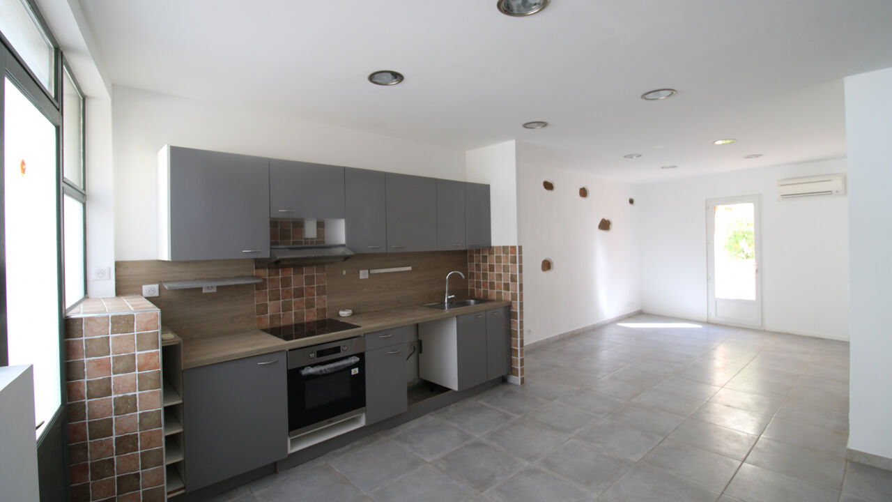 appartement 3 pièces 63 m2 à louer à Hyères (83400)