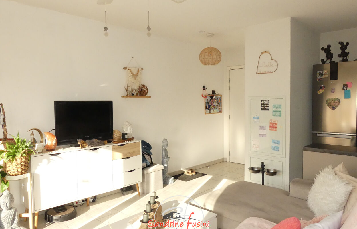 appartement 2 pièces 37 m2 à vendre à Carros (06510)