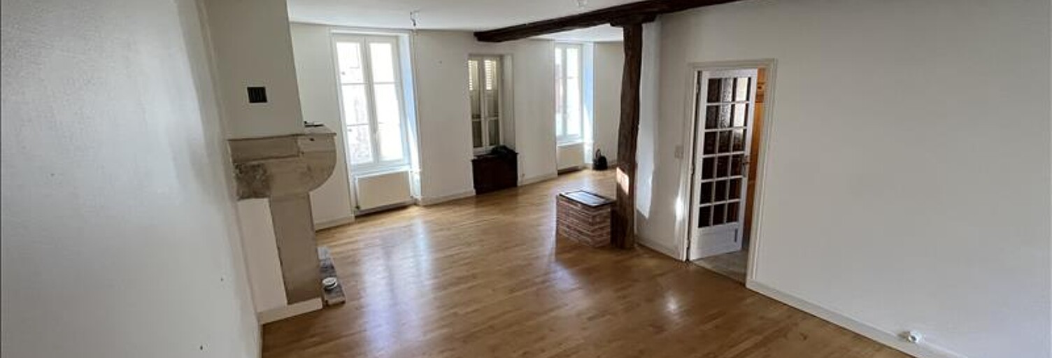 Maison 6 Pièces 133 m² à vendre à Saint-Amand-Montrond (18200)