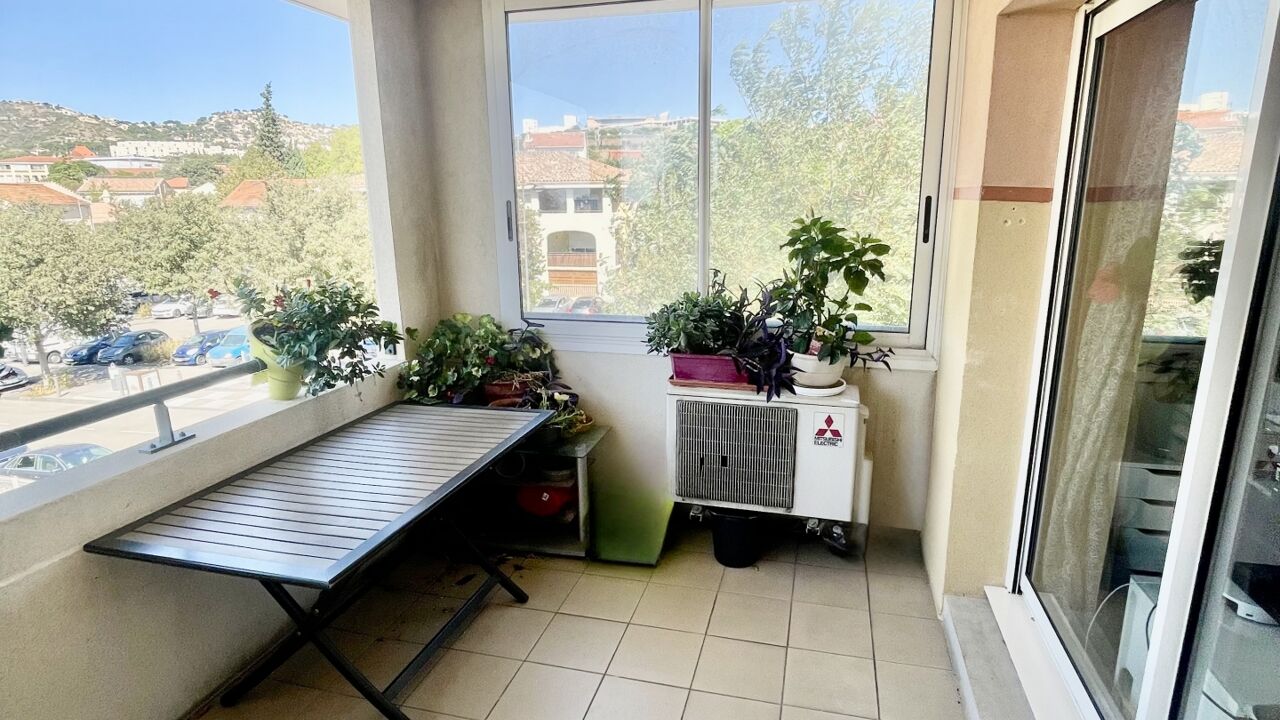 appartement 2 pièces 40 m2 à vendre à Marseille 16 (13016)