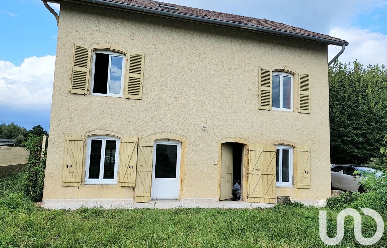 maison 6 pièces 260 m2 à vendre à Pouilly-sous-Charlieu (42720)