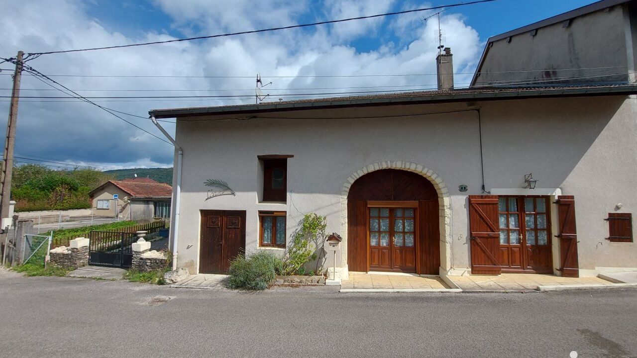 maison 4 pièces 108 m2 à vendre à Arinthod (39240)