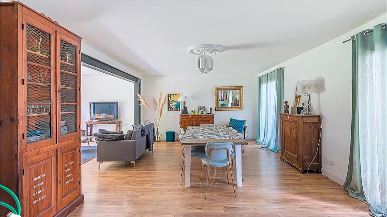 maison 5 pièces 135 m2 à vendre à Le Haillan (33185)