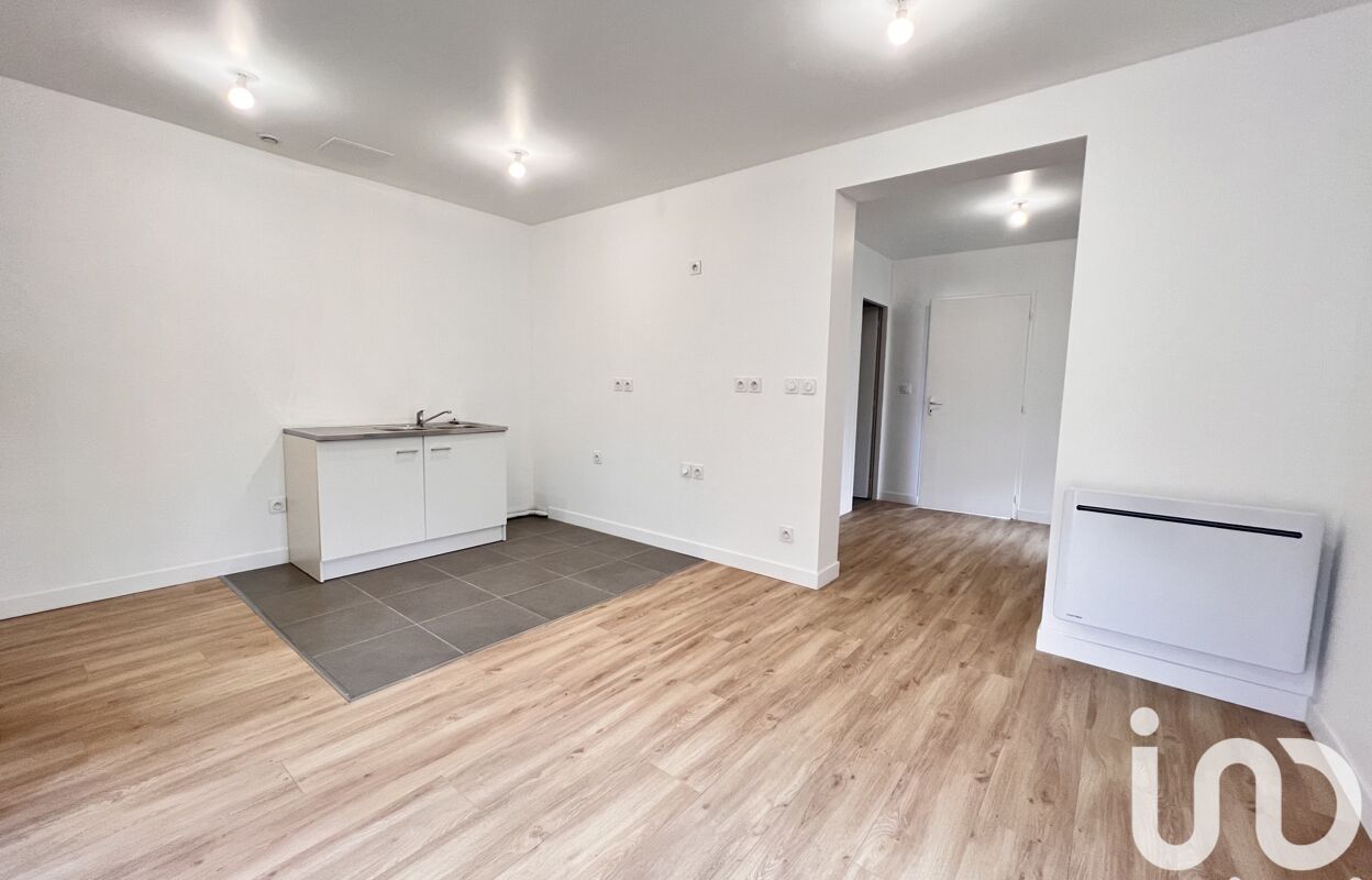 appartement 2 pièces 45 m2 à vendre à La Ferté-Alais (91590)