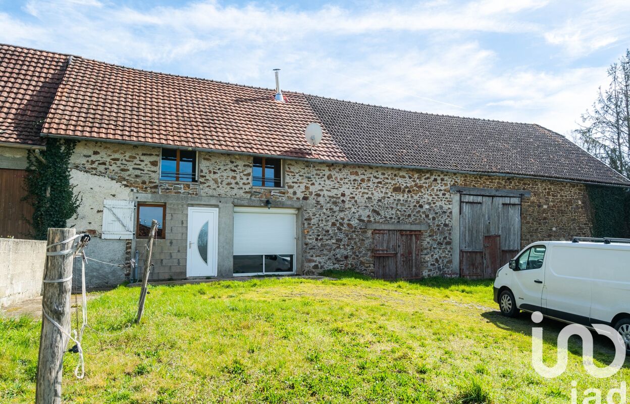 maison 4 pièces 118 m2 à vendre à Saint-Cyr-les-Champagnes (24270)