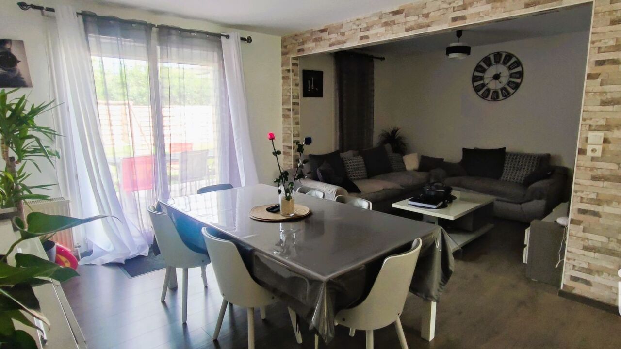 maison 5 pièces 103 m2 à vendre à Pont-Sainte-Marie (10150)