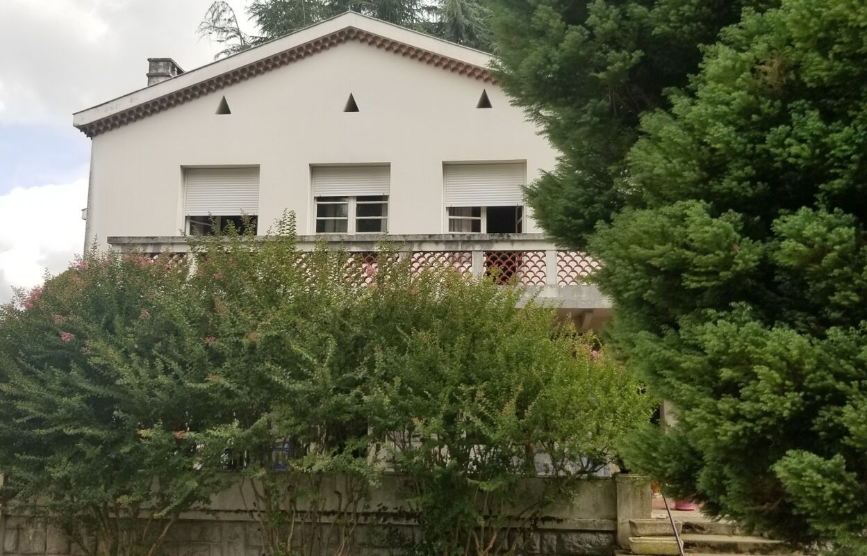 maison 7 pièces 174 m2 à vendre à Lannemezan (65300)