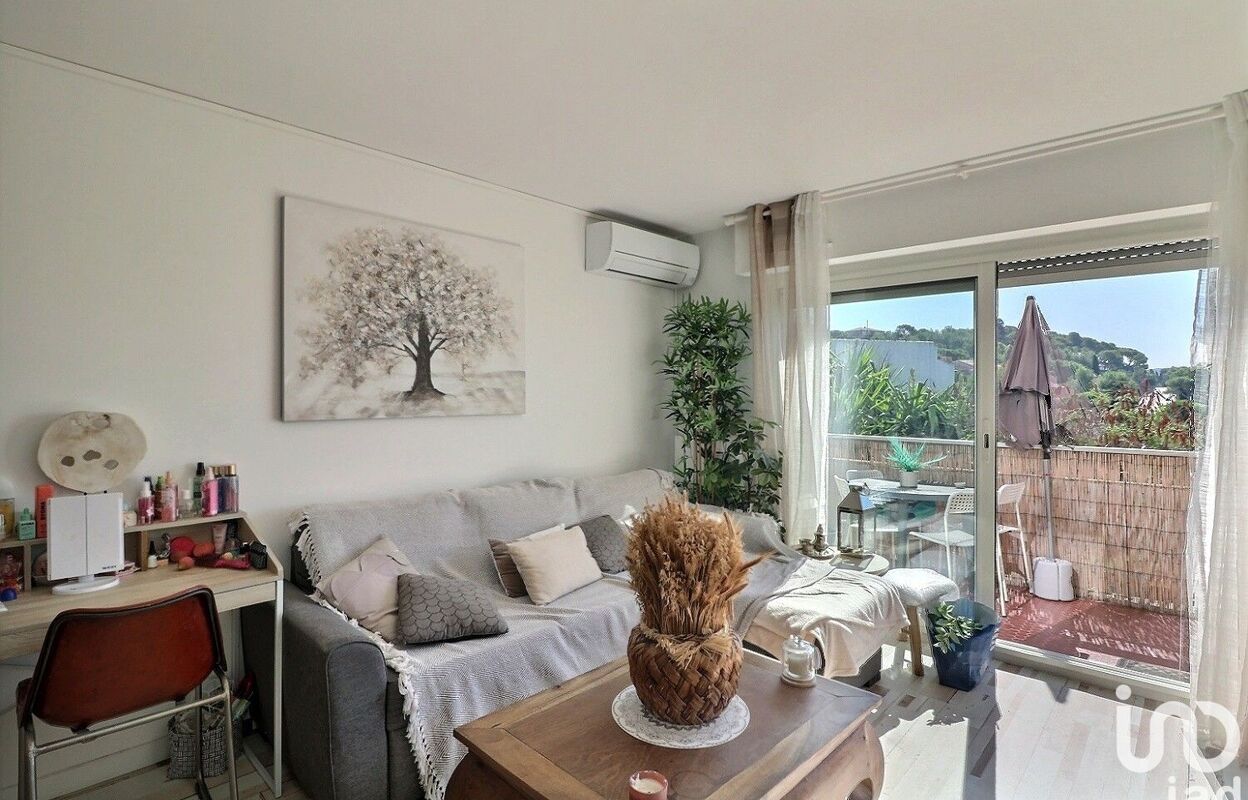 appartement 2 pièces 43 m2 à vendre à La Ciotat (13600)