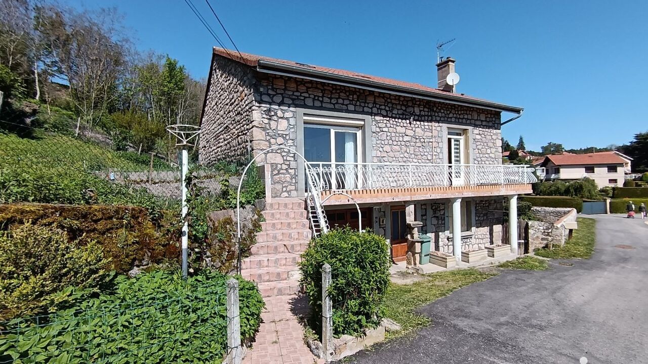maison 5 pièces 109 m2 à vendre à Saint-Bonnet-le-Château (42380)