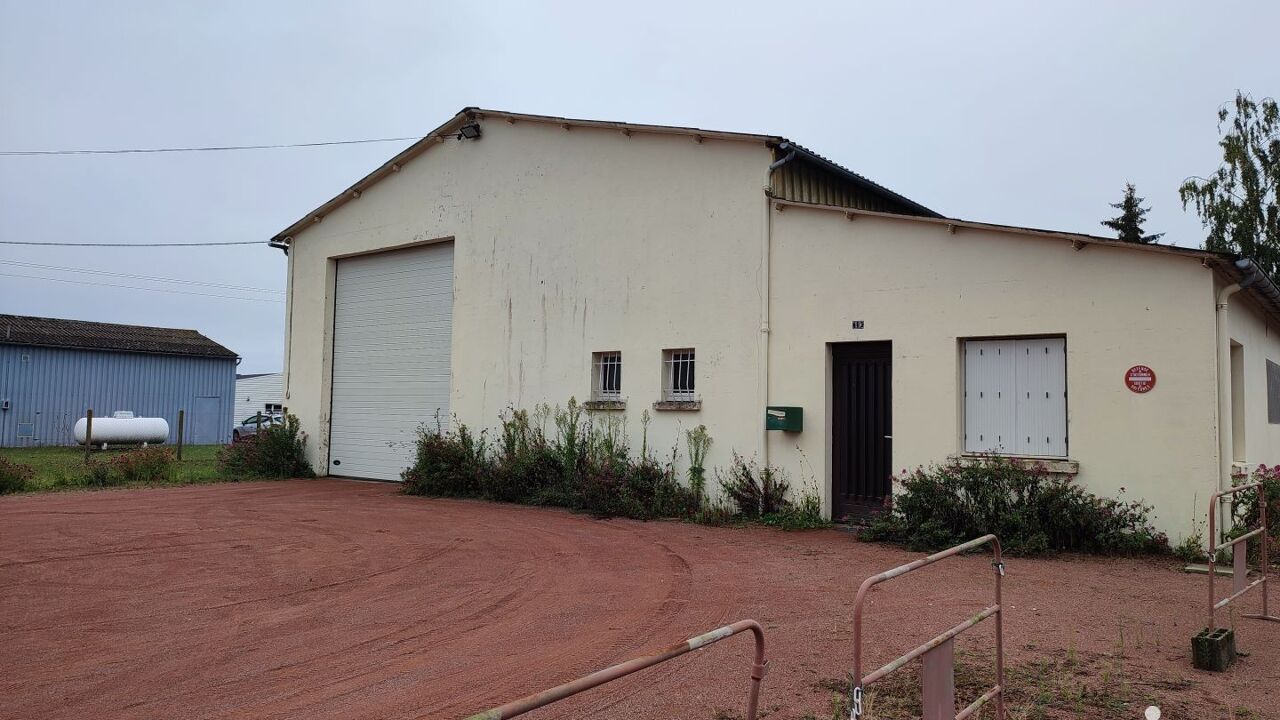 garage  pièces 308 m2 à vendre à Loudun (86200)