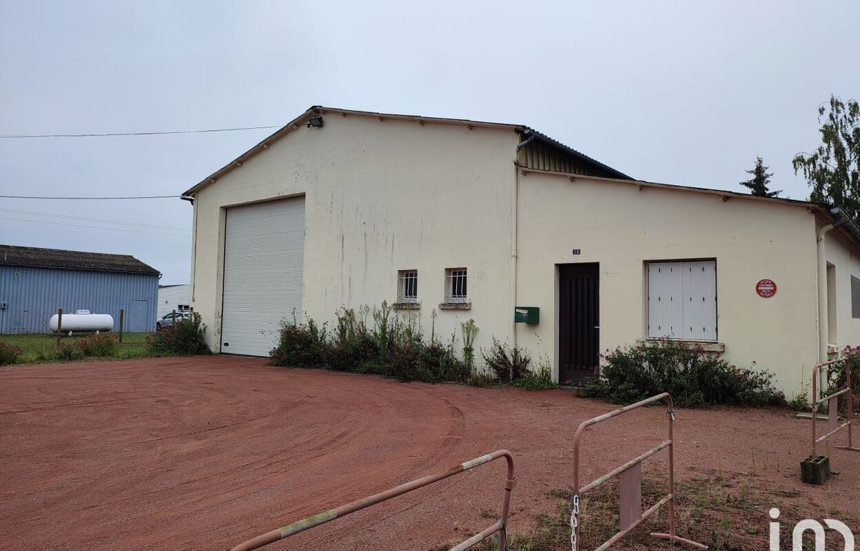 garage  pièces 308 m2 à vendre à Loudun (86200)