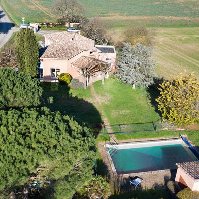 Maison 9 pièces 499000 €