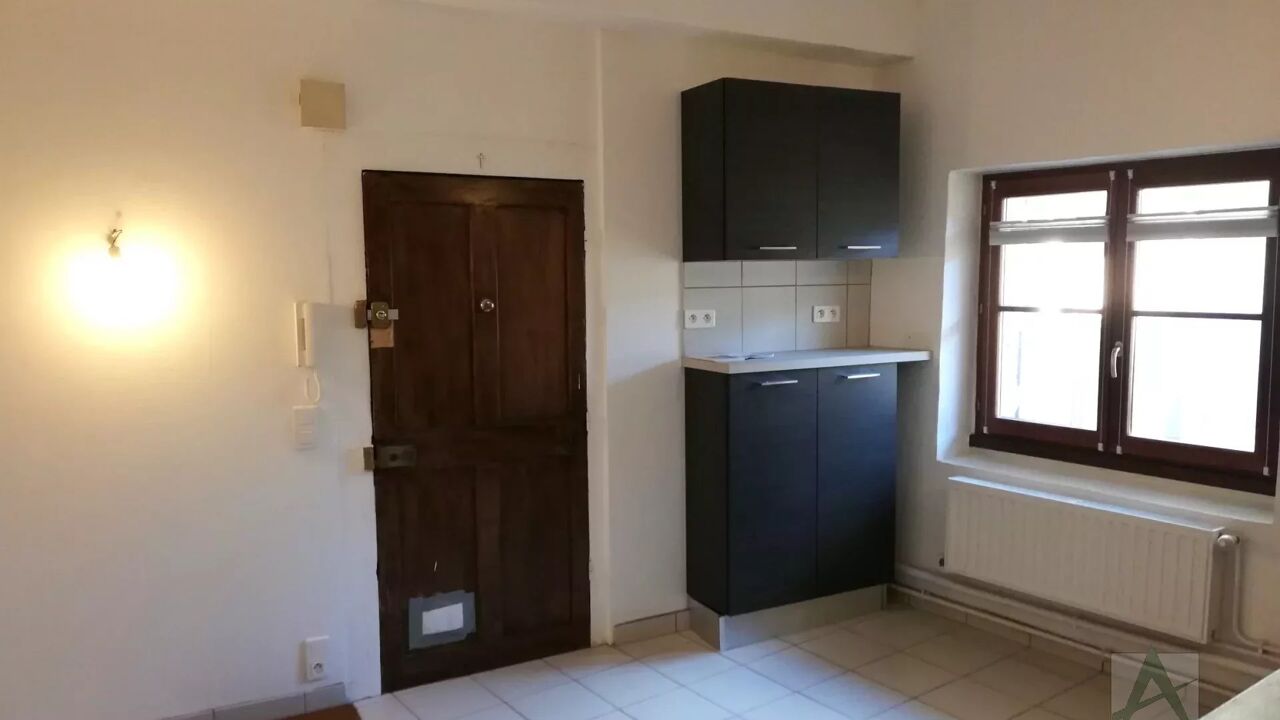 appartement 2 pièces 61 m2 à louer à Chambéry (73000)