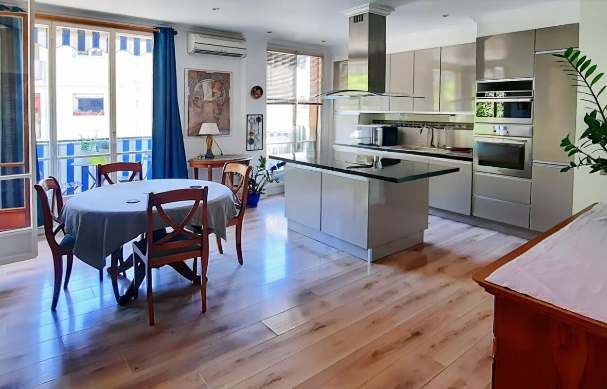 appartement 3 pièces 83 m2 à vendre à Nice (06200)